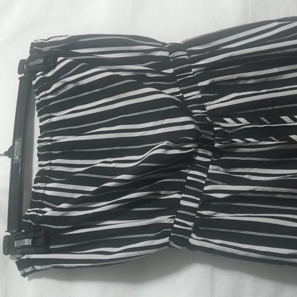 SALE! NWOT FAVLUX Fashion Striped Jumpsuit W Adjustable Waist Band Sz.M (BX36) - Picture 2 of 10